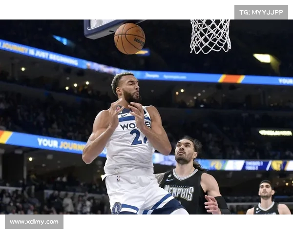 NBA篮板机器全解析:顶级篮板高手的成长历程与赛场表现 NBA篮板机器全解析:顶级篮板高手的成长历程与赛场表现